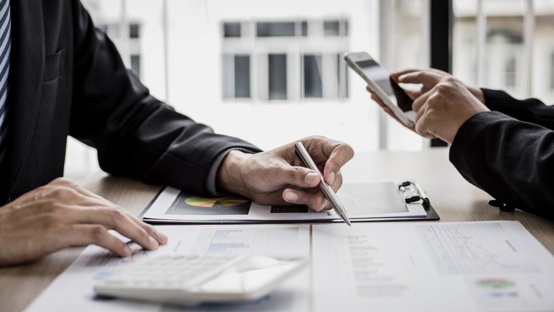 Dilutive or Non-Dilutive? Choosing the Right Seed Funding Path for Your Biotech